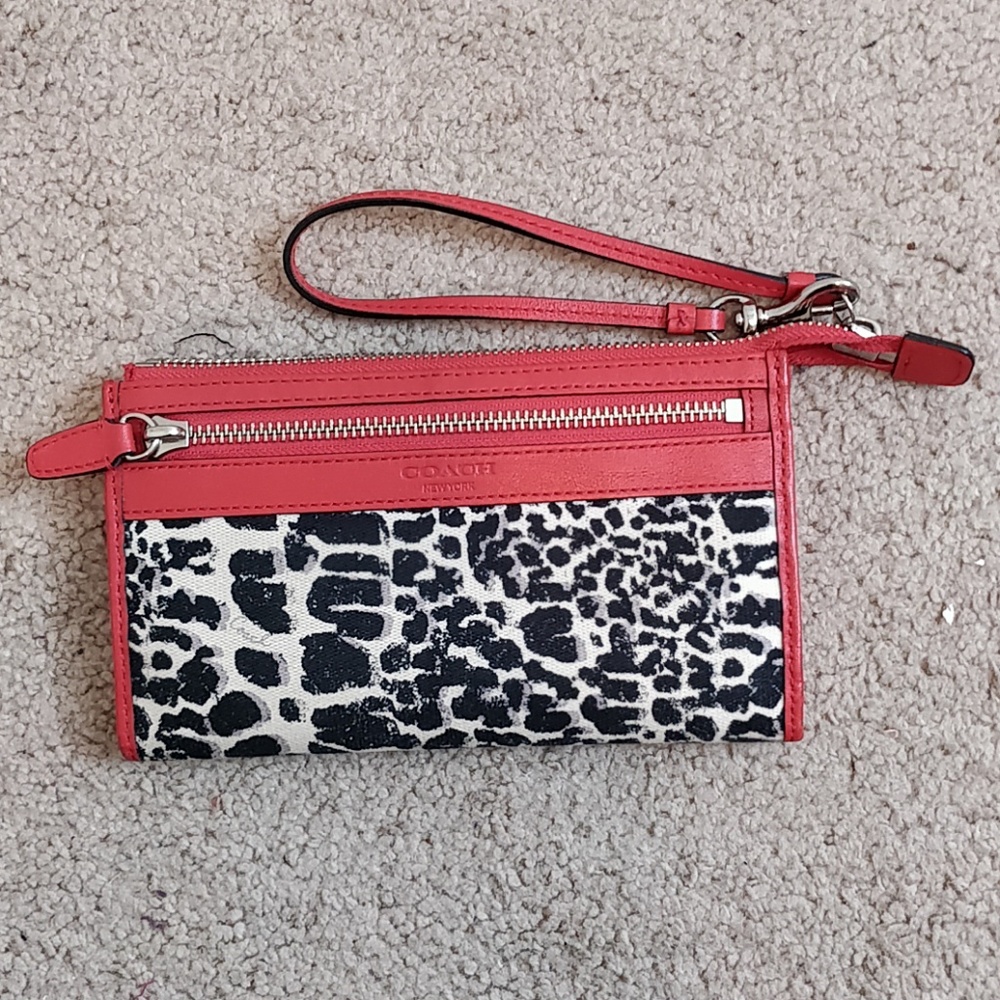 Red And Snakeskin Print Cluth (Like New) - image 1